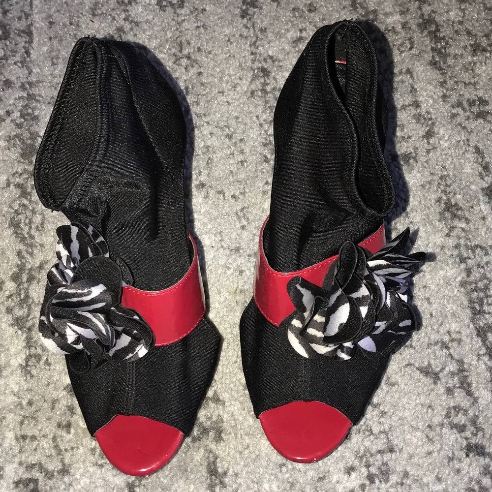 Heels - Picture 3 of 4